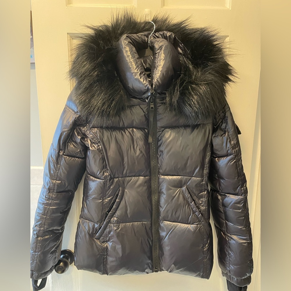 Aqua Shiny Black Puffer Jacket with Faux Fur Collar